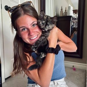 Meet your Posher, Victoria